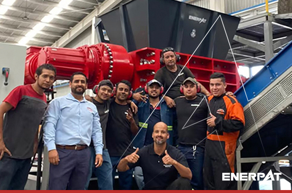 メキシコの大手化学会社、MSB-E1200 二軸シュレッダーで廃棄物管理を革新